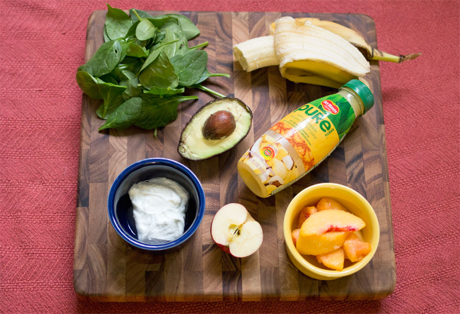 Avocado Peach Spinach Smoothie with Del Monte Pure Earth Juice / hellorigby! seattle fashion and lifestyle blog