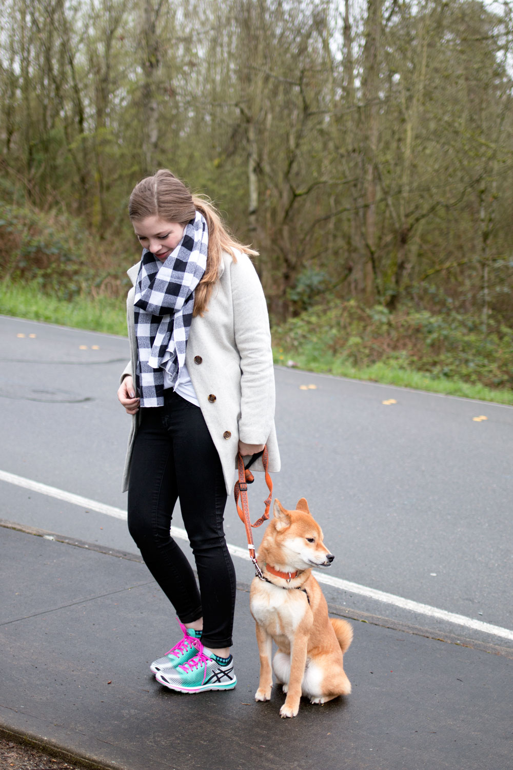 running shoes outfit