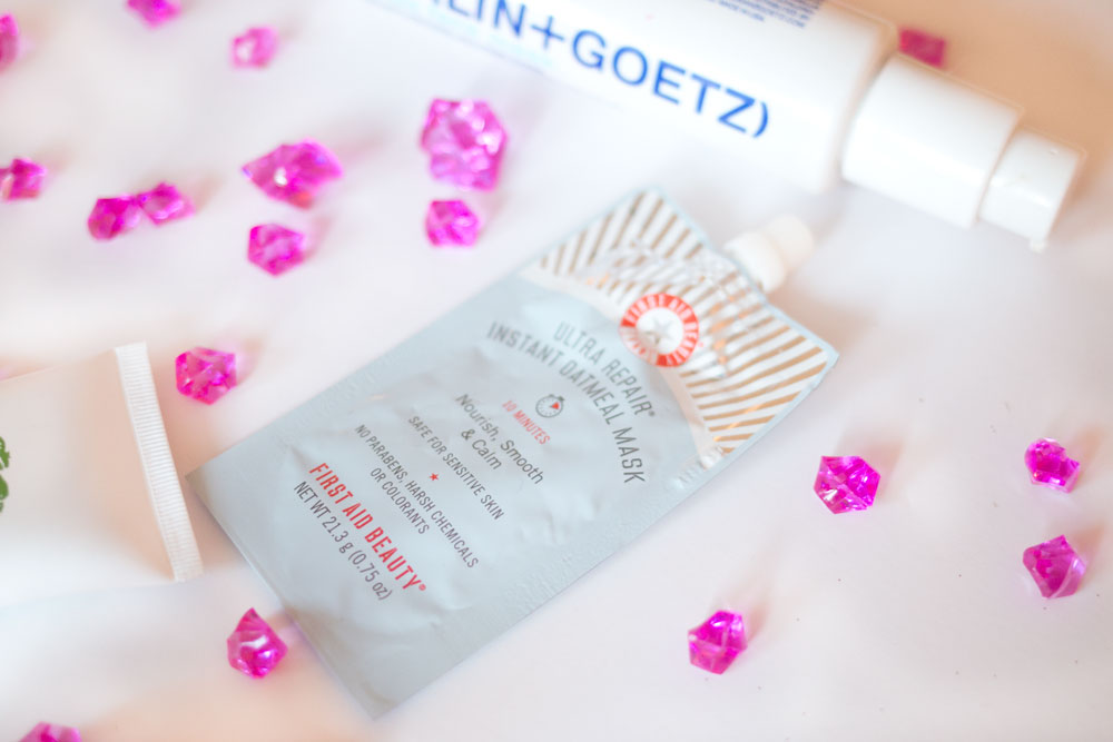 7 Favorite Face Masks // First Aid Beauty Ultra Repair Instant Oatmeal Mask Review // Hello Rigby Seattle Beauty & Skincare Blog