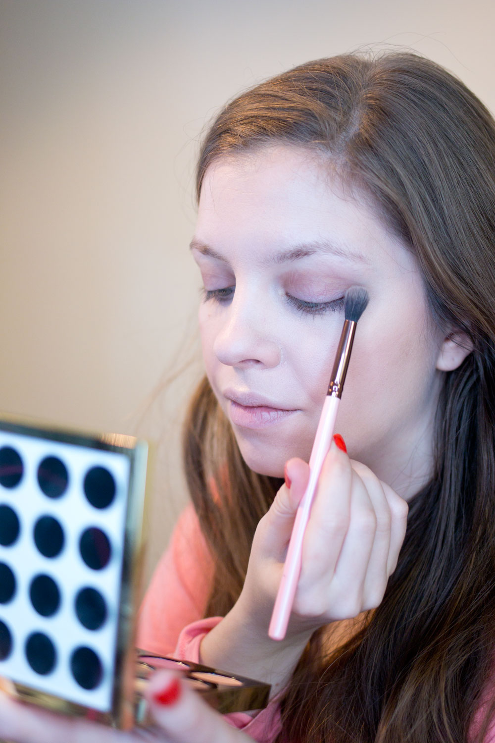 Eye Makeup for Glasses Neutral Cool Tooned Look with Urban Decay Gwen Stefani Eyeshadow Palette // Hello Rigby Seattle Beauty & Fashion Blog