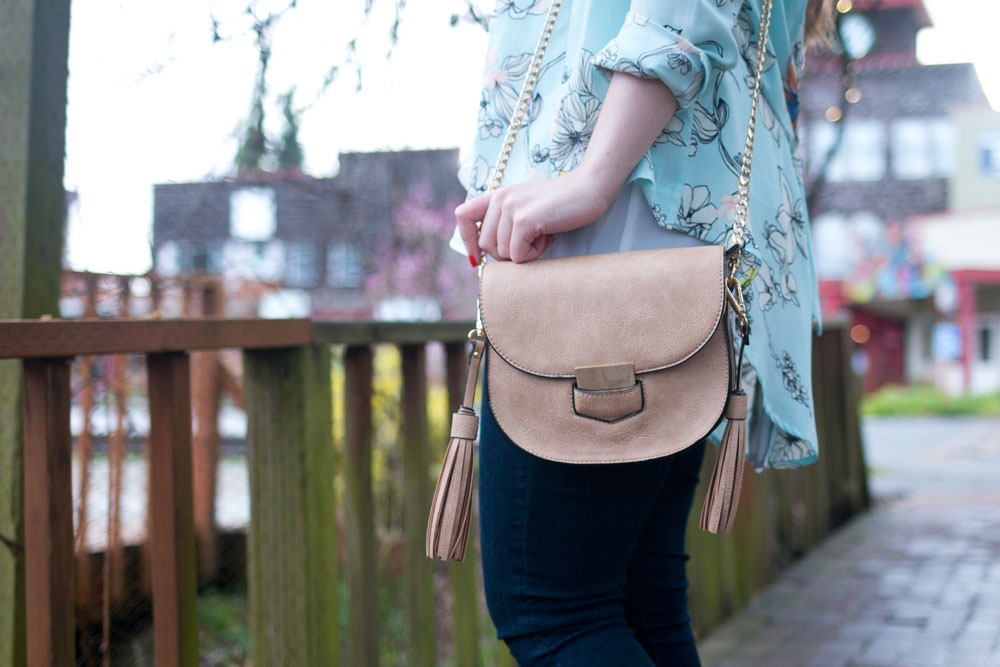 Fringe Crossbody from Mo & Cho Boutique // Hello Rigby Seattle Fashion & Style Blog