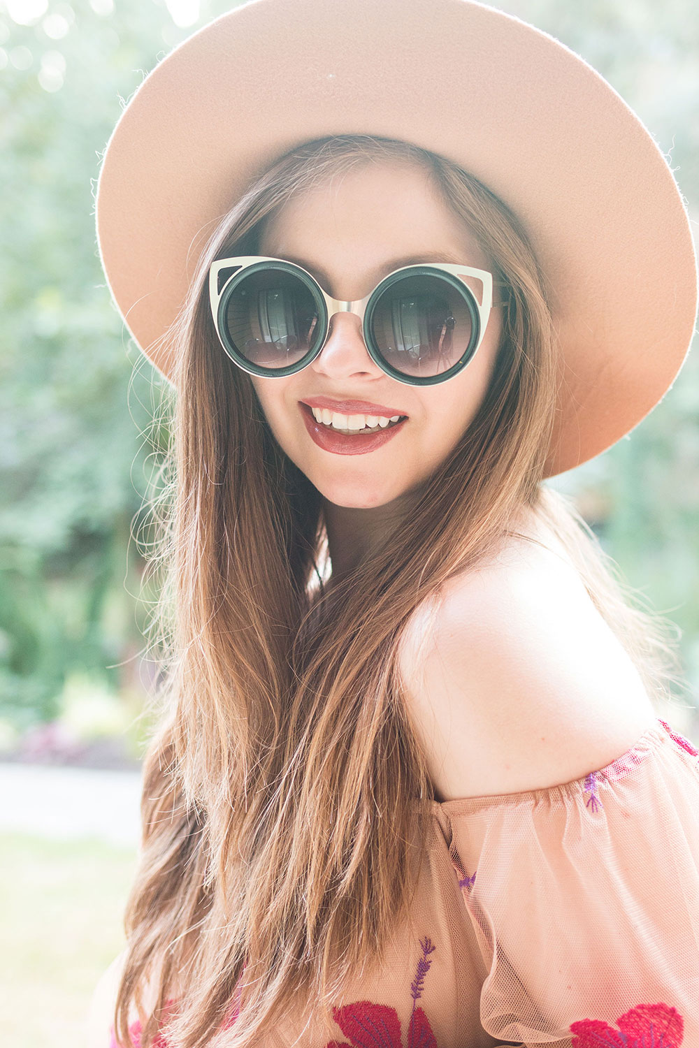 How to Take Pictures of Yourself // Hello Rigby Seattle Fashion Blog