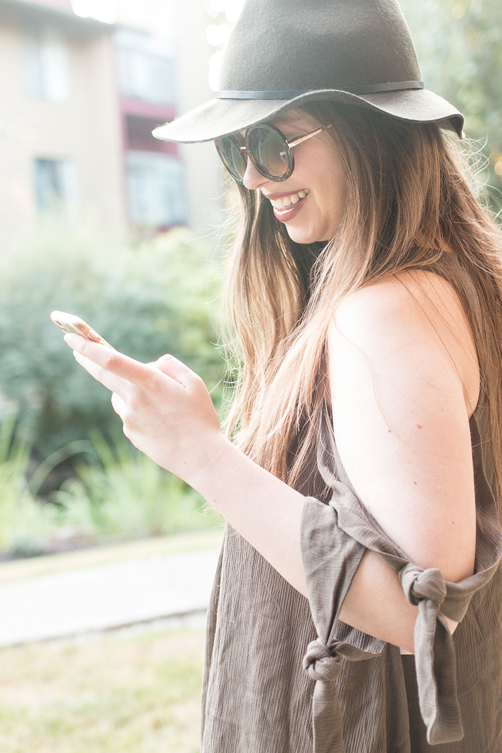 How to Take Your Own Outfit Photos // Hello Rigby Seattle Style Blog