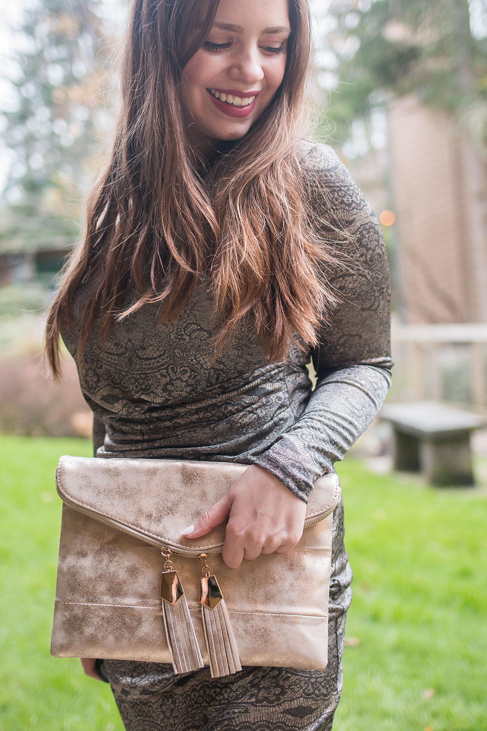 Stitch Fix December 2016: Urban Expressions Nala Tassel Zip Clutch Close Up // Hello Rigby Seattle Fashion Blog