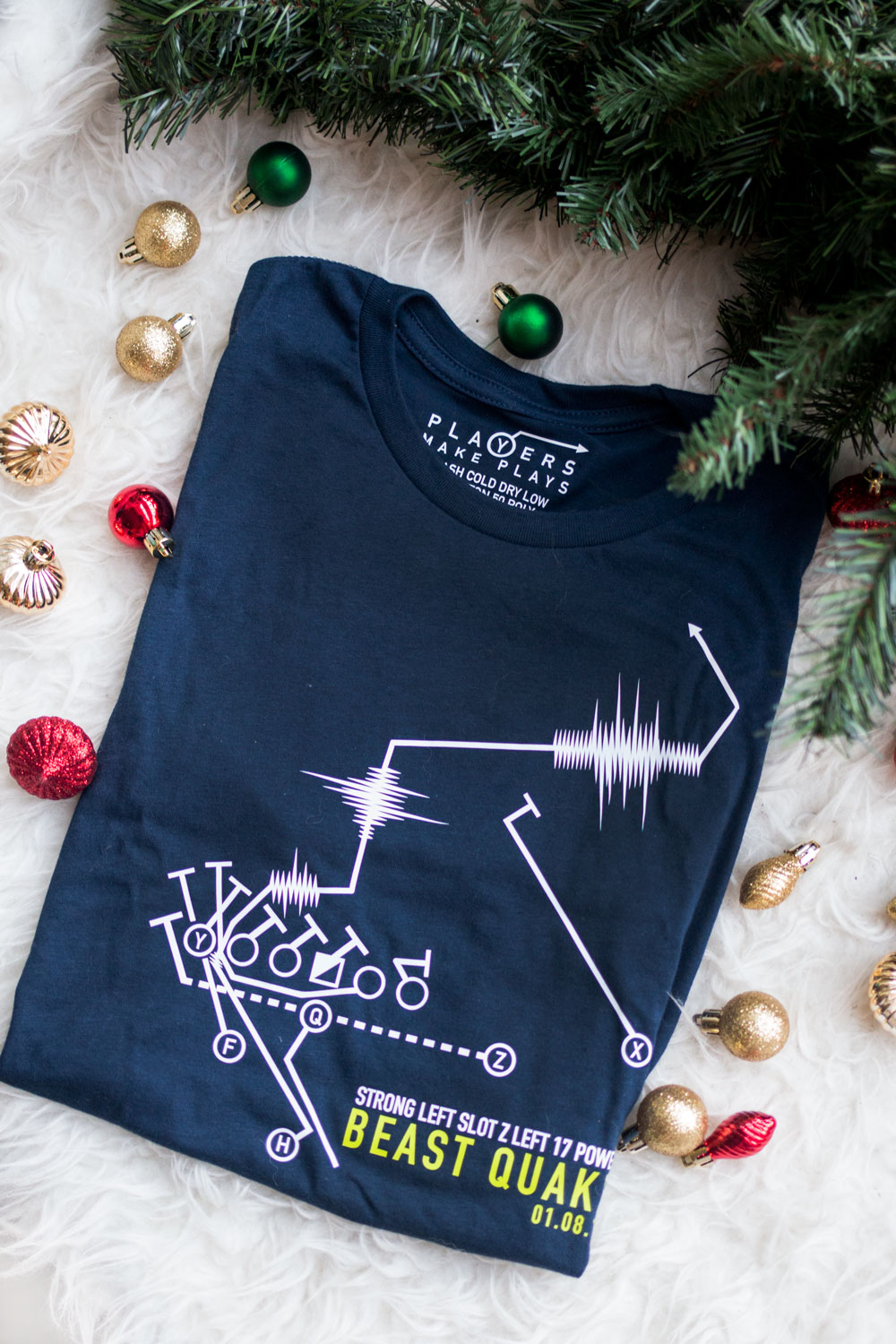Gifts for Seahawks Fans: Players Make Plays Beast Quake T-Shirt // Hello Rigby Seattle Fashion Blog