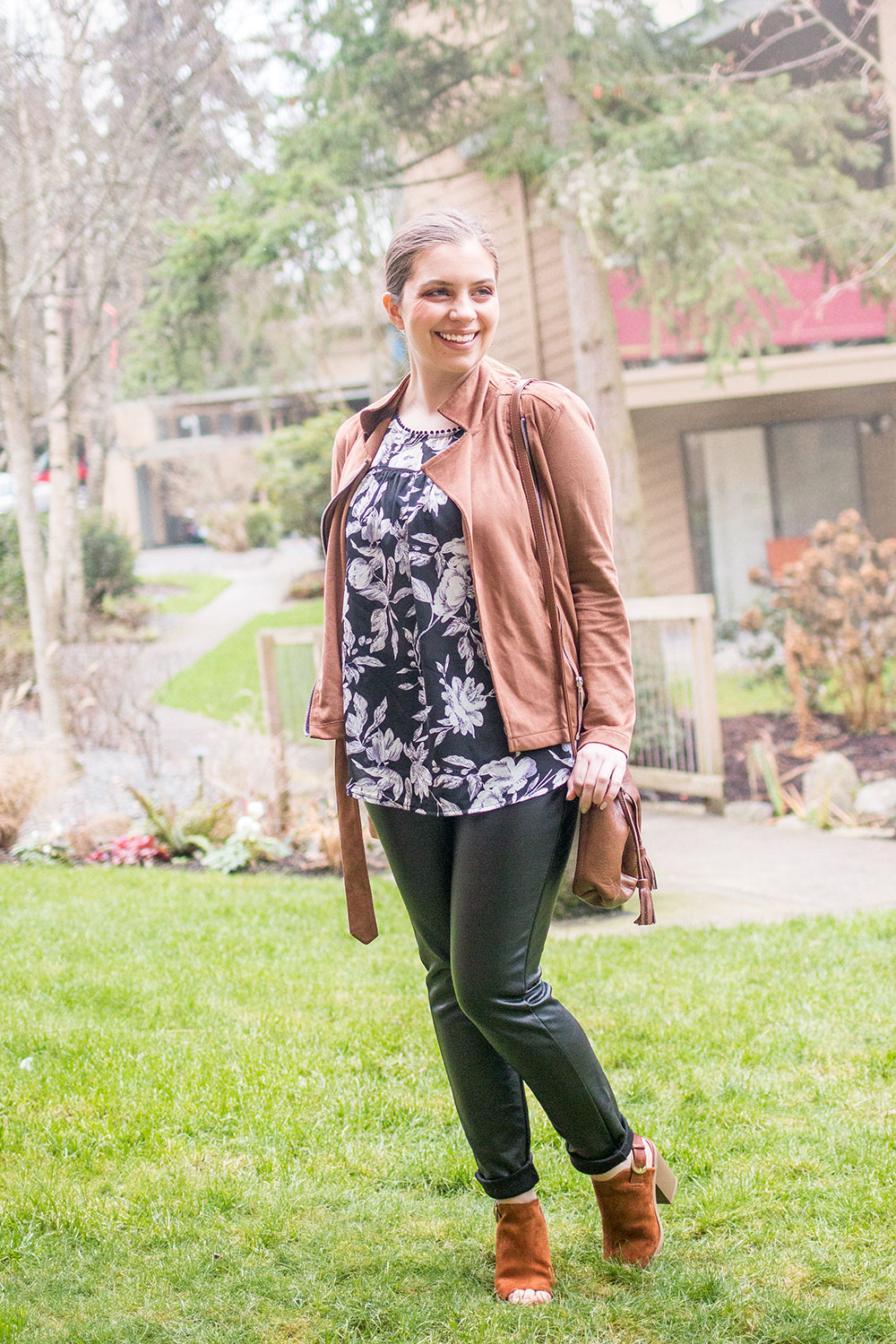 Stitch Fix January 2017: Fun2Fun Mondale Crochet Detail Blouse // Hello Rigby Seattle Fashion Blog