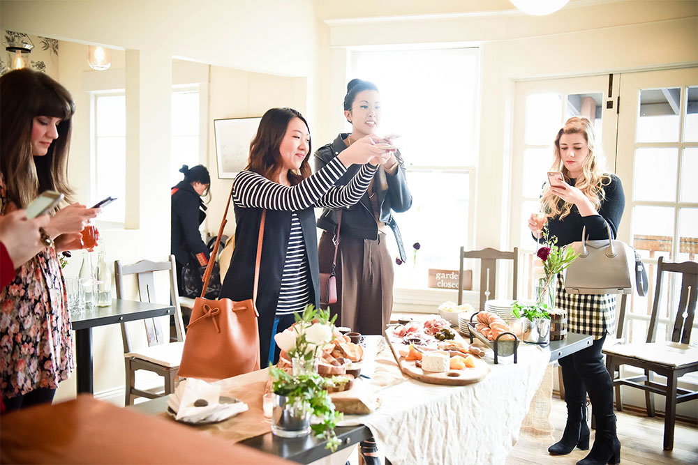 How to Grow Friendships as an Adult // Hello Rigby Seattle Fashion Blog