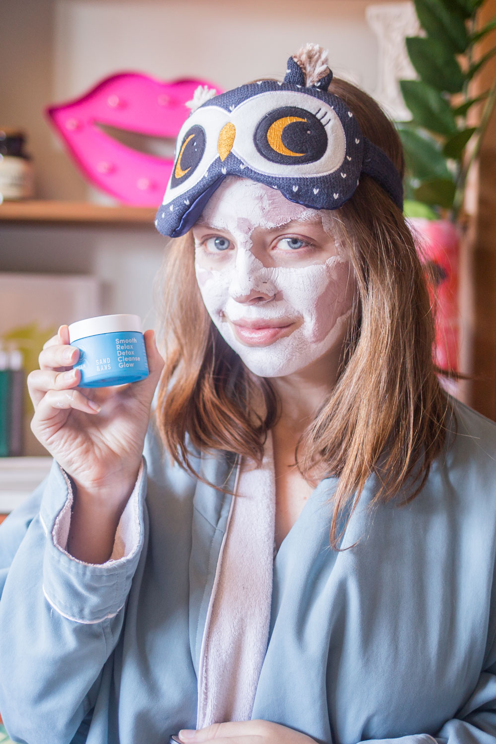 5 Ways to Treat Your Skin Right This Summer // Sand and Sky Mask Review