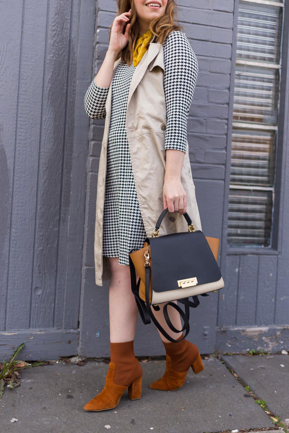 brown white and black outfit