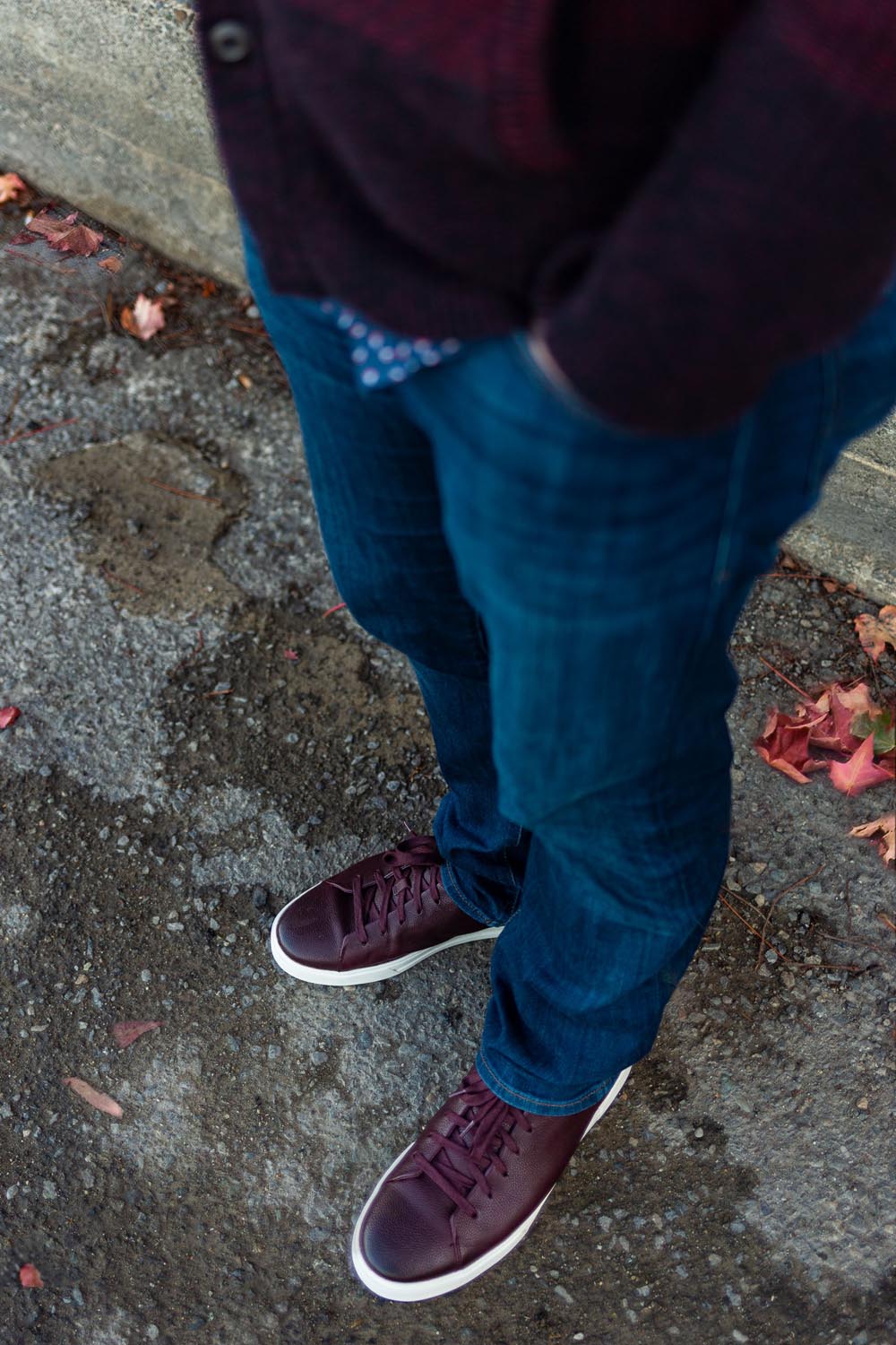 Pebish empresario riega la flor Sneakers Outfit Ideas to Wear this Fall // Seattle Style Blog