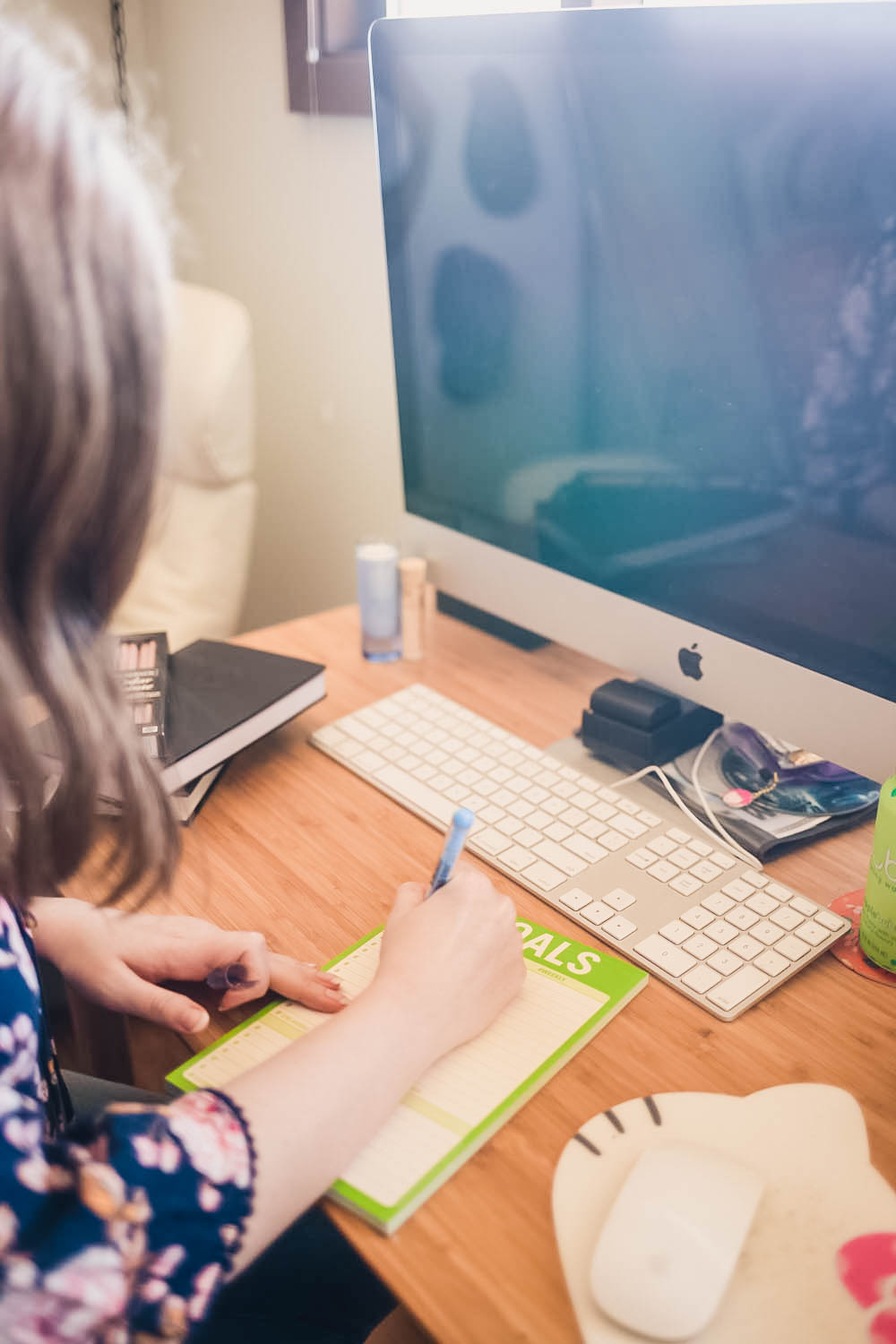 How to Reply to Brand Collaboration | Blogging + Business Tips